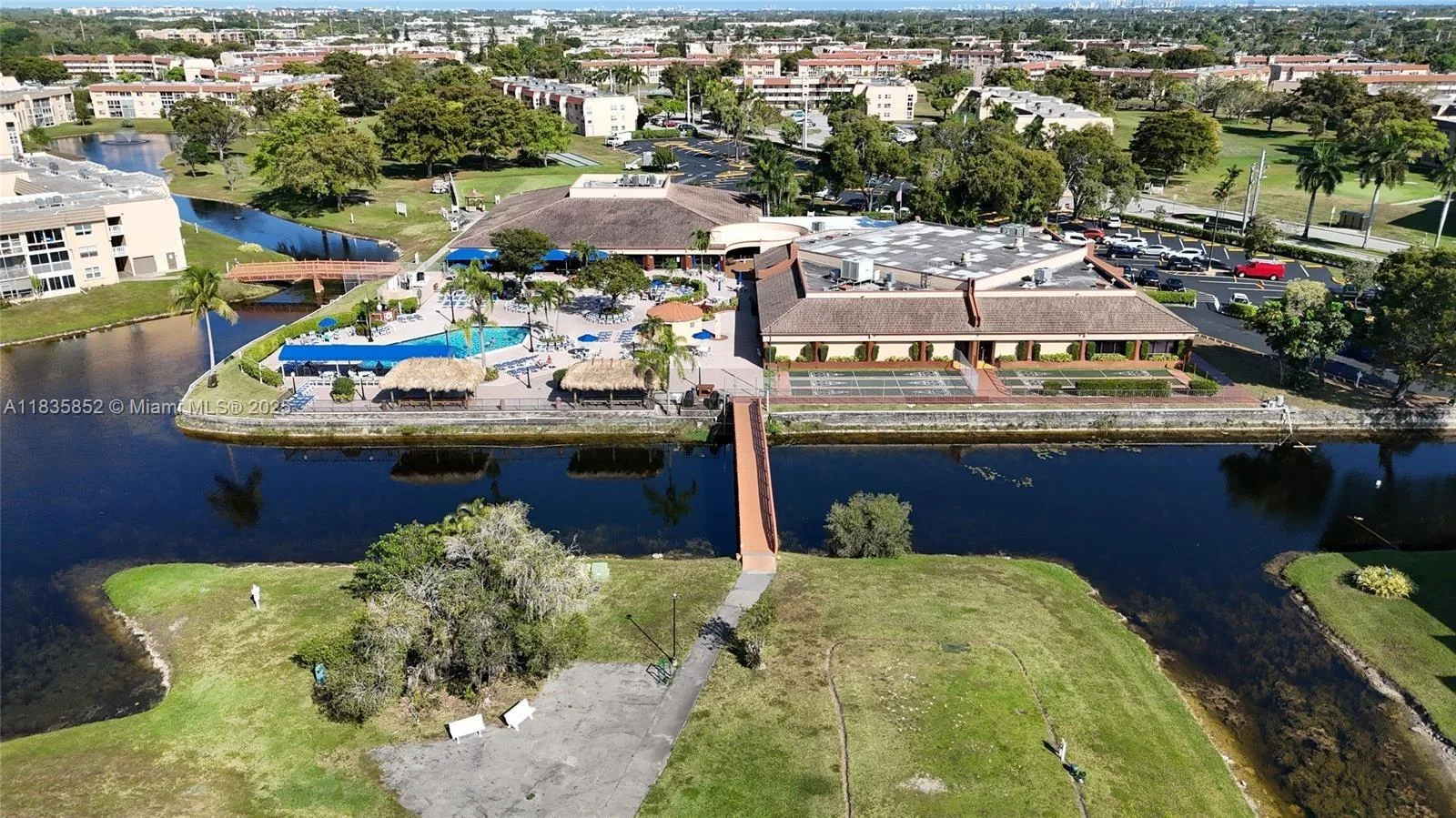 9800 Sunrise Lakes Blvd # 309, Sunrise, FL 33322 photo 8