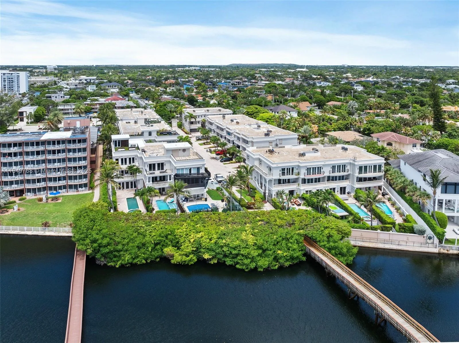 1784 Bay Dr # 1784, Pompano Beach, FL 33062 photo 2