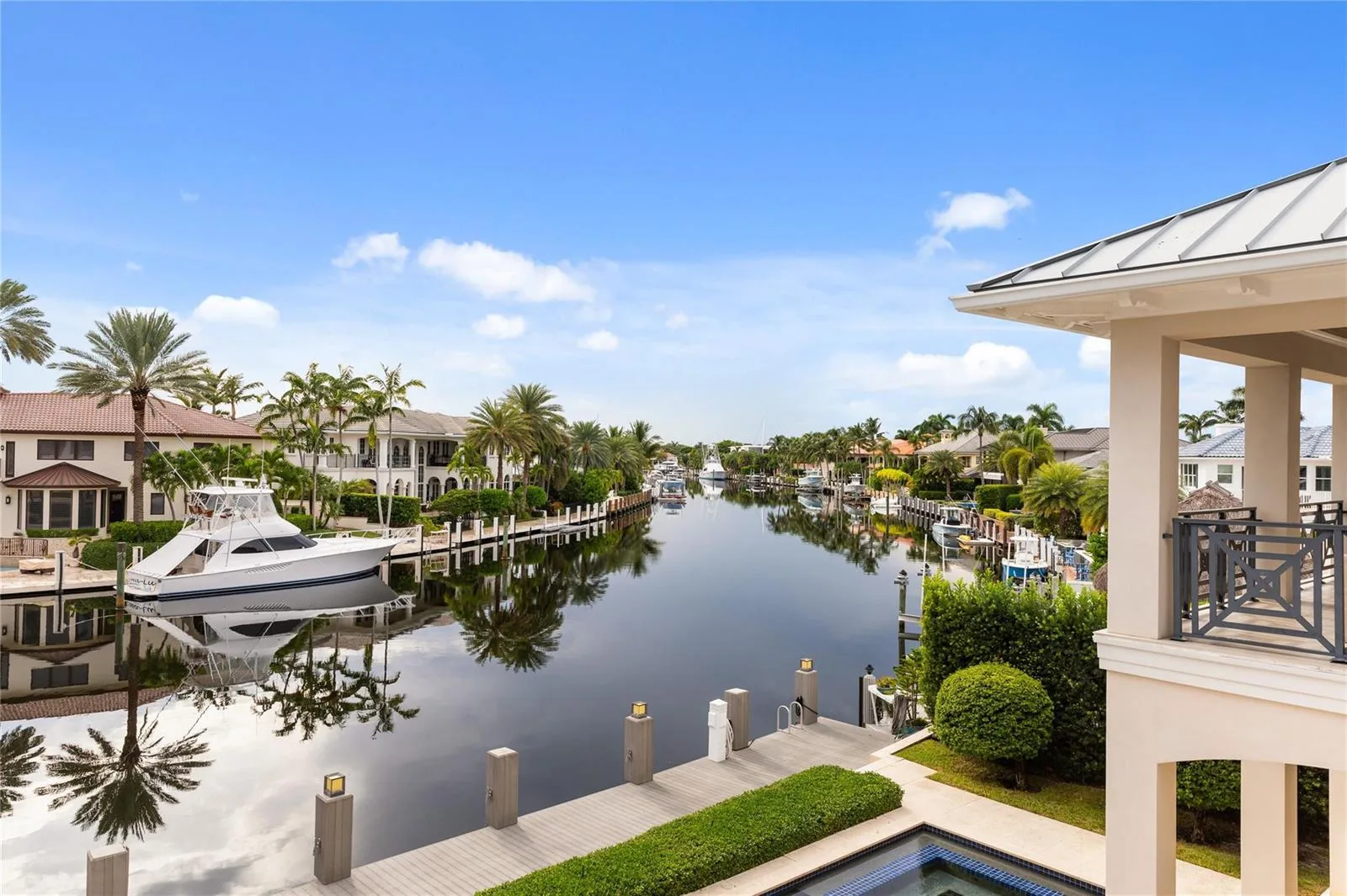 3211 NE 27th Avenue, Lighthouse Point, FL 33064