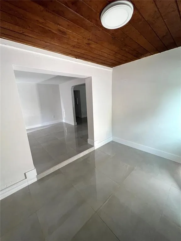 2340 NW 99th Terrace, Miami, FL 33147 photo 2