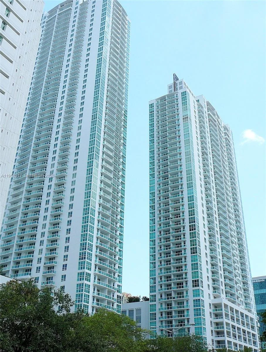 951 Brickell Ave # 3509, Miami, FL 33131