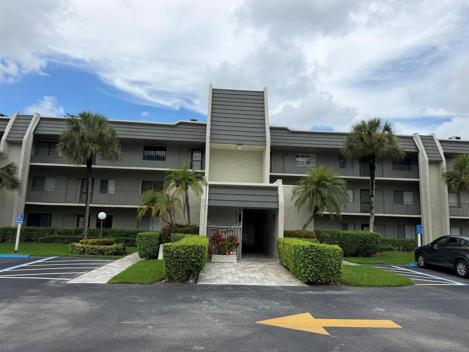 4120 Tivoli Court # 208, Lake Worth, FL 33467