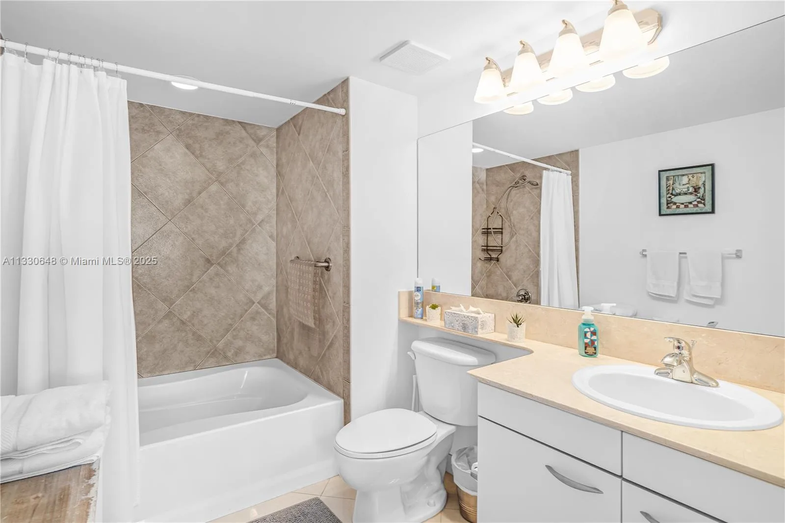 2080 S Ocean Dr, # 1507., Hallandale Beach, FL 33009 photo 12