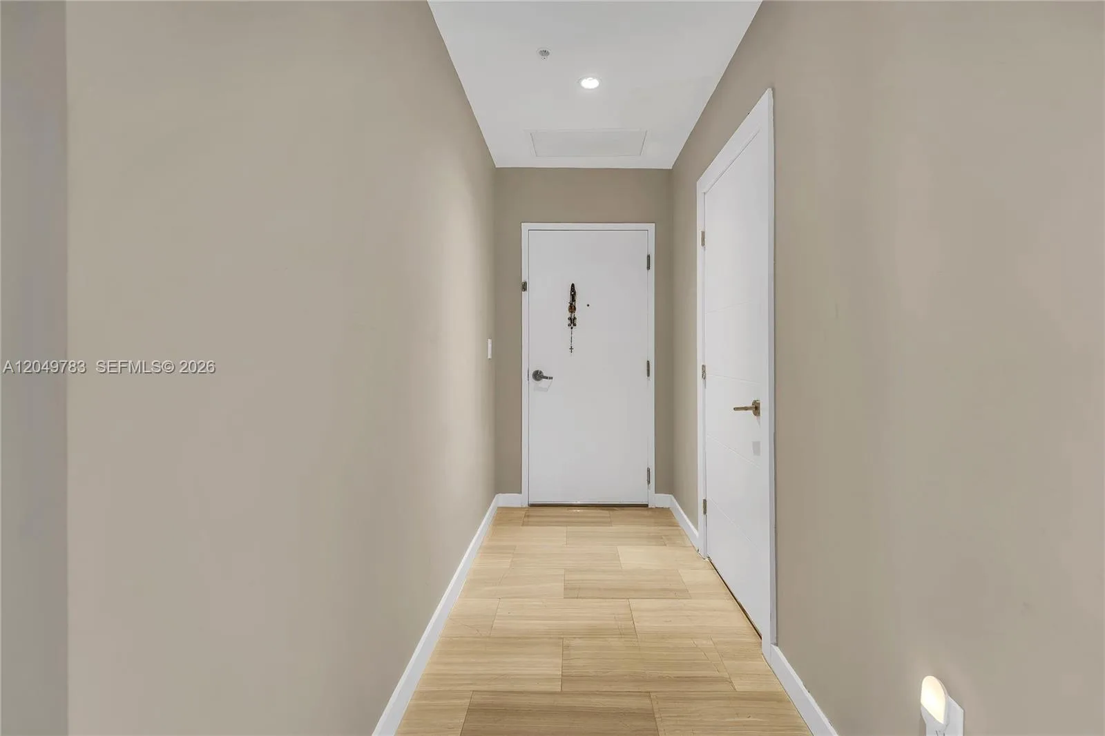 1010 SW 2nd Ave # 2201, Miami, FL 33130 photo 8
