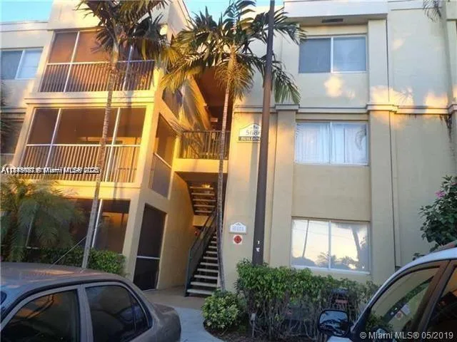 5686 Rock Island Rd # 129, Tamarac, FL 33319