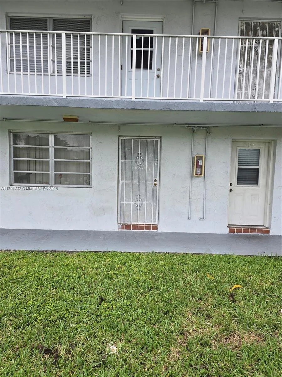 20310 NE 2nd Ave # 15, Miami Gardens, FL 33179