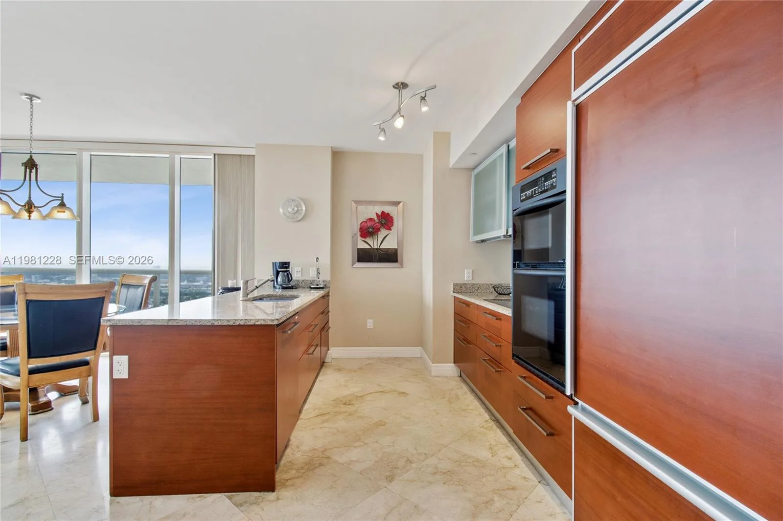 1830 S Ocean Dr # 4606, Hallandale Beach, FL 33009 photo 4