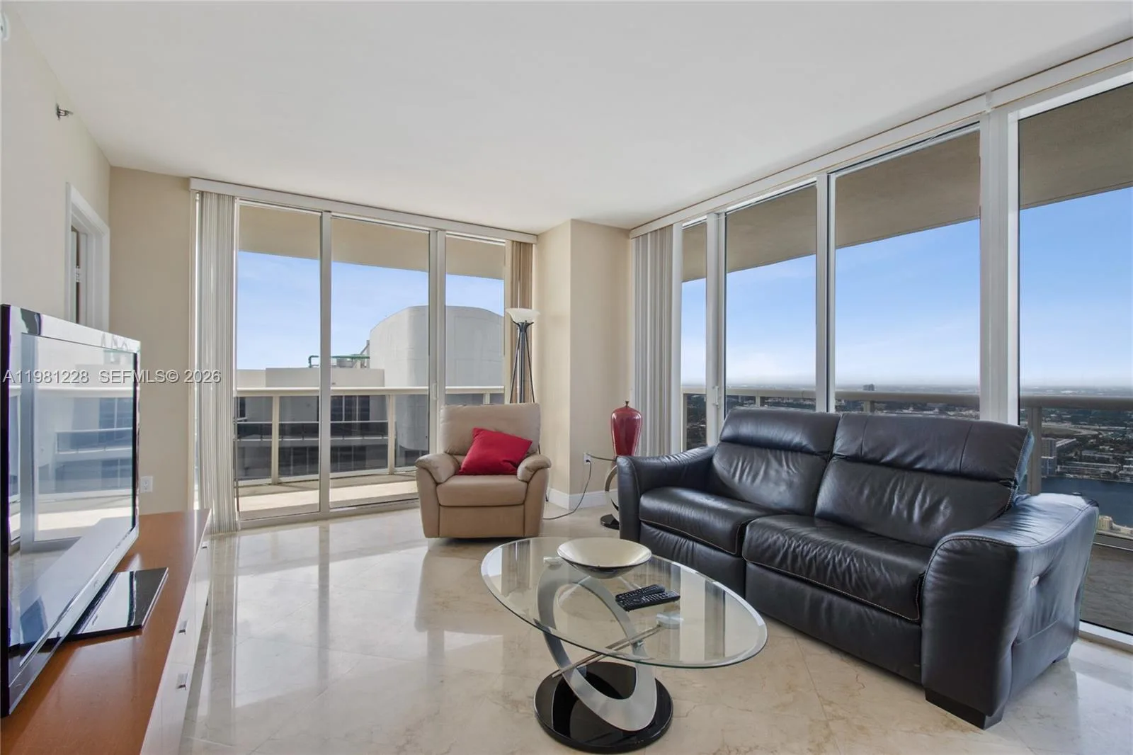 1830 S Ocean Dr # 4606, Hallandale Beach, FL 33009 photo 7