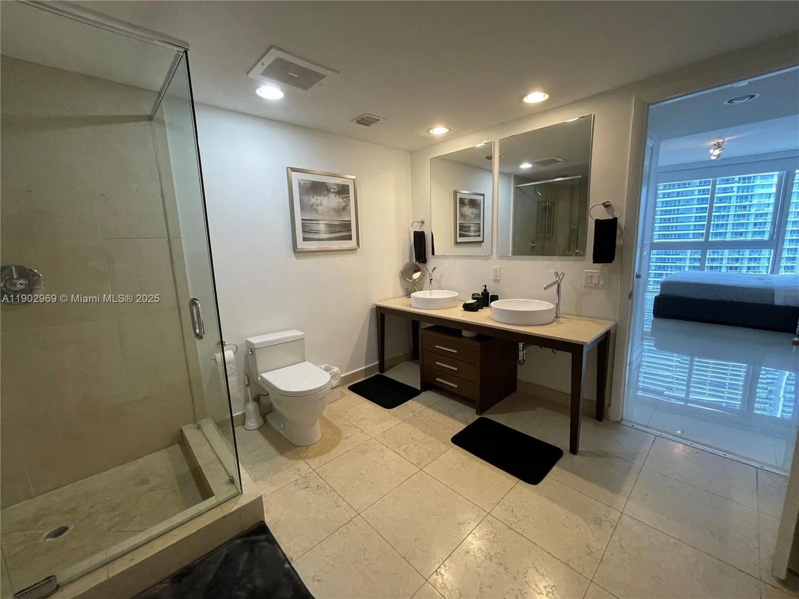 485 Brickell Ave # 2602, Miami, FL 33131 photo 10