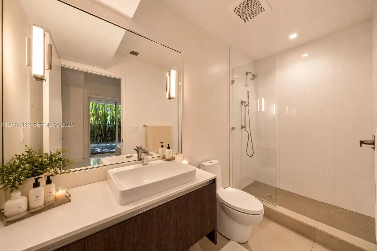 455 NE 39th St # 111, Miami, FL 33137 photo 11