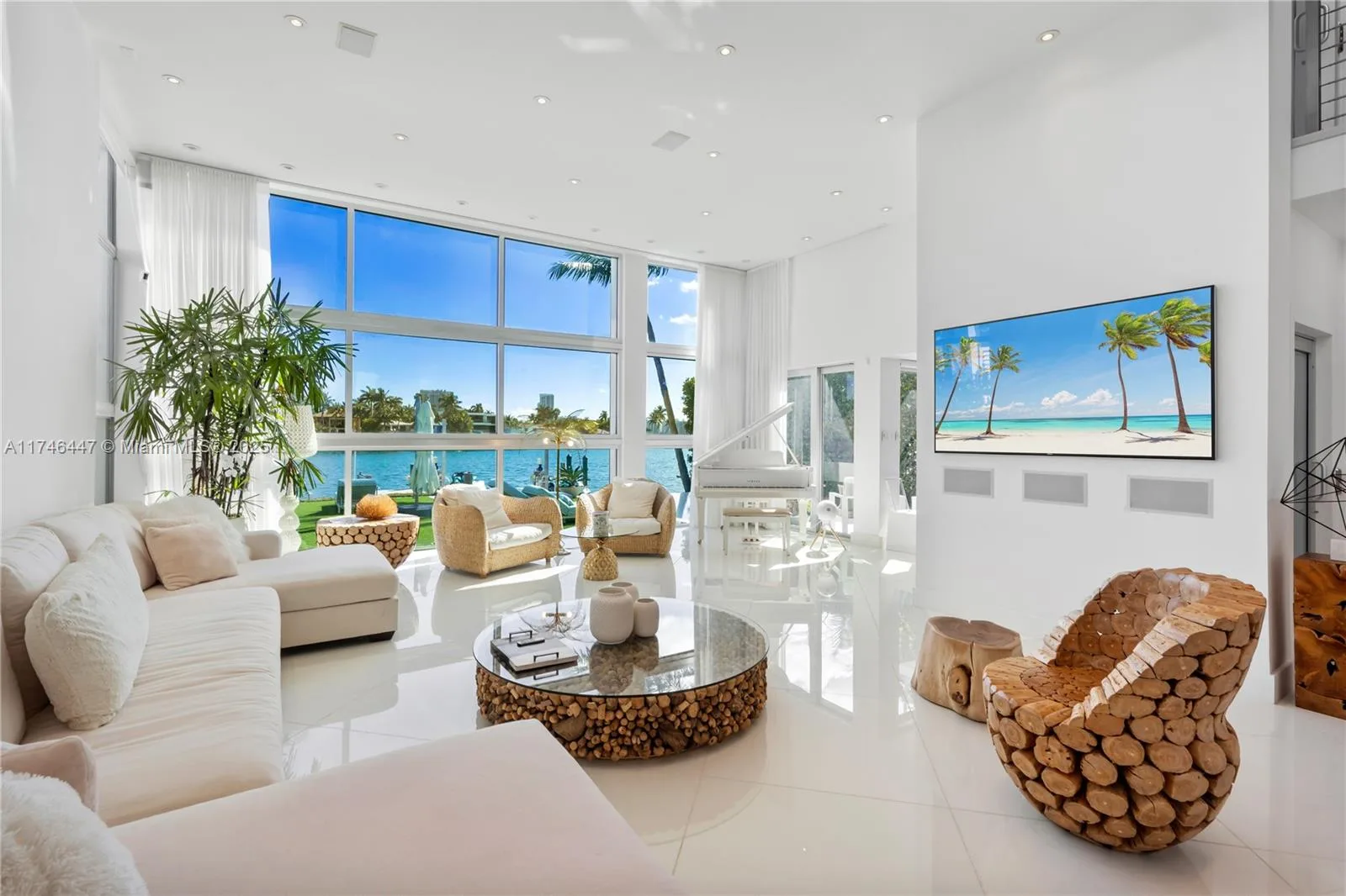 227 E DILIDO DR, Miami Beach, FL 33139 photo 4