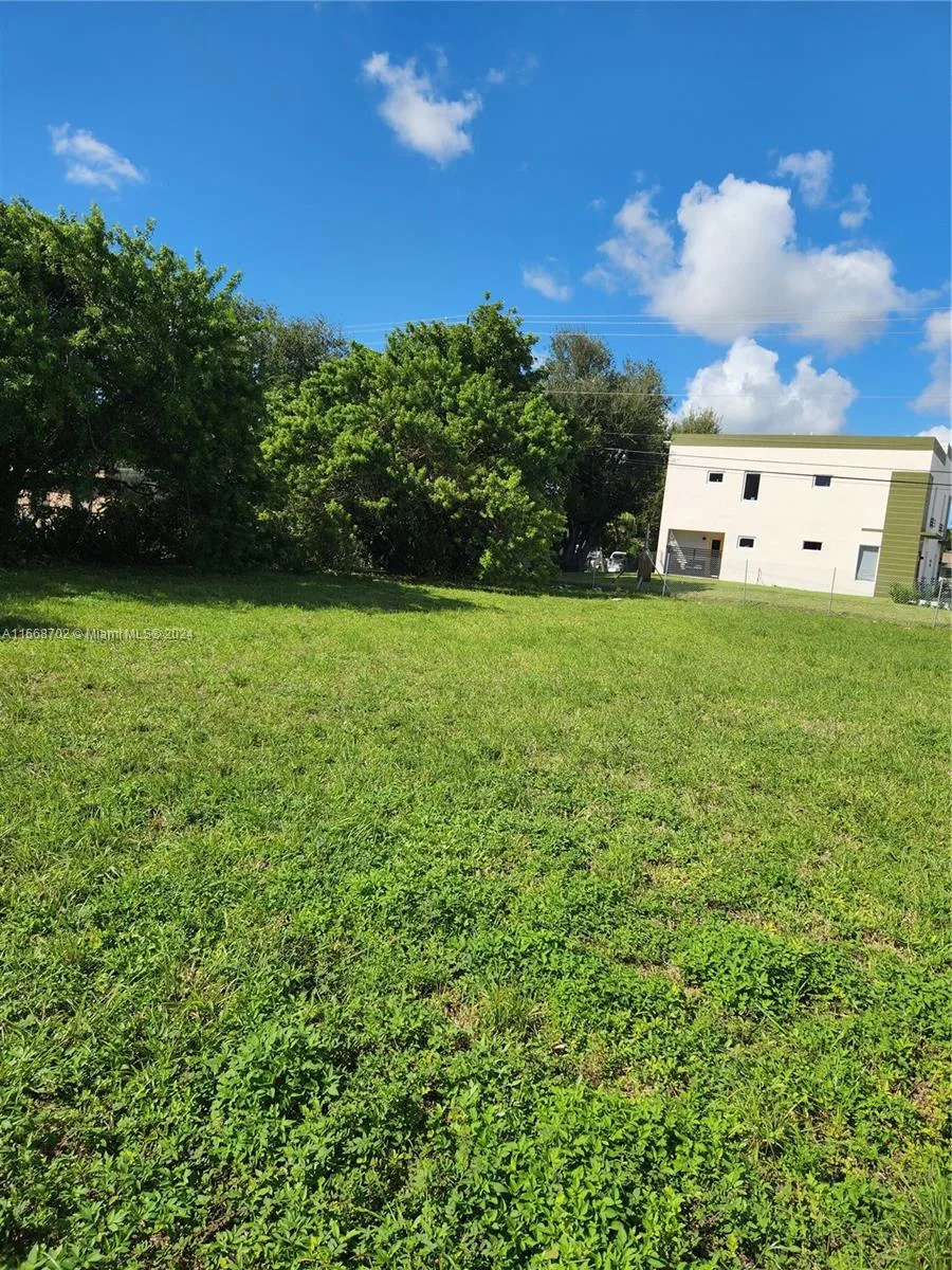 11110/20 NW 17th Ave, Miami, FL 33167 photo 7