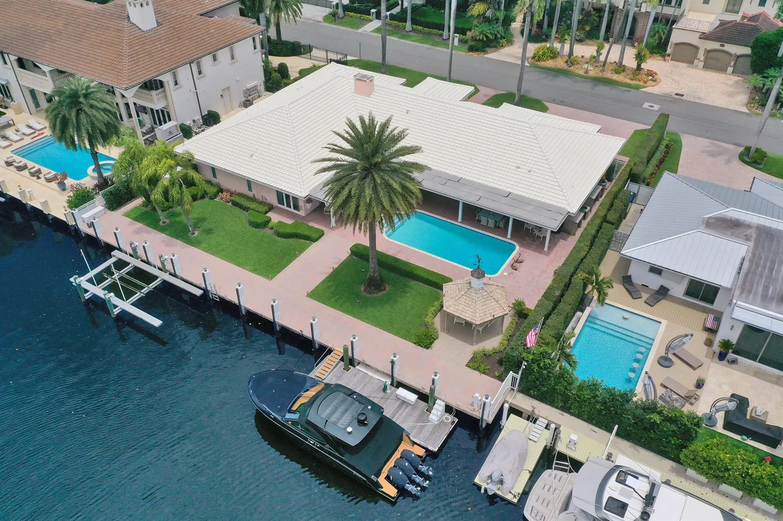 163 Nurmi Drive, Fort Lauderdale, FL 33301