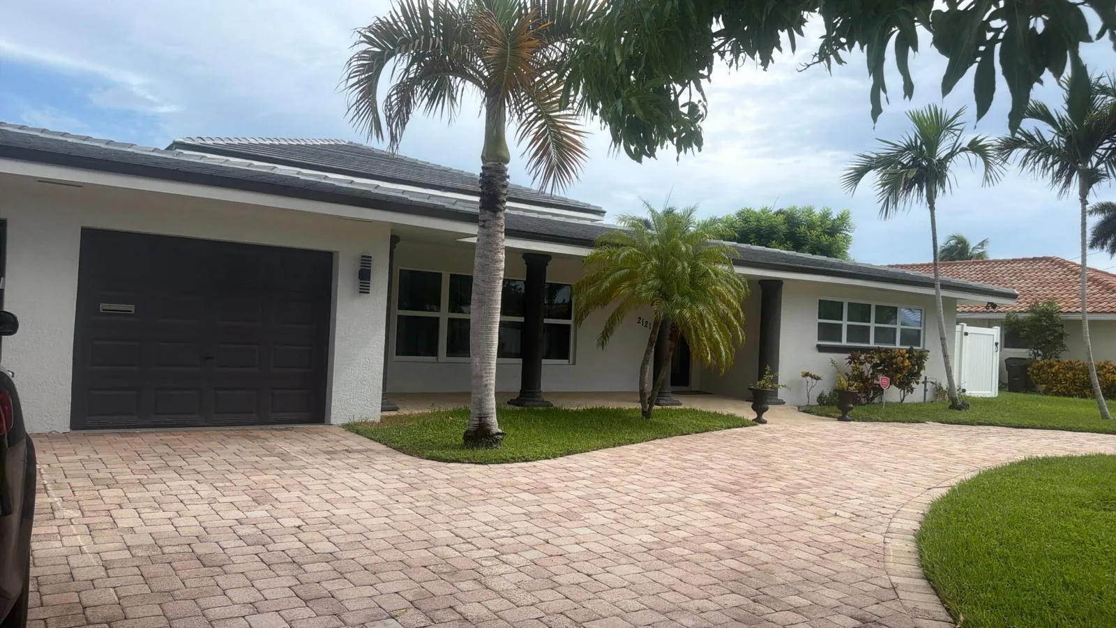 2121 NE 29TH Street, Lighthouse Point, FL 33064
