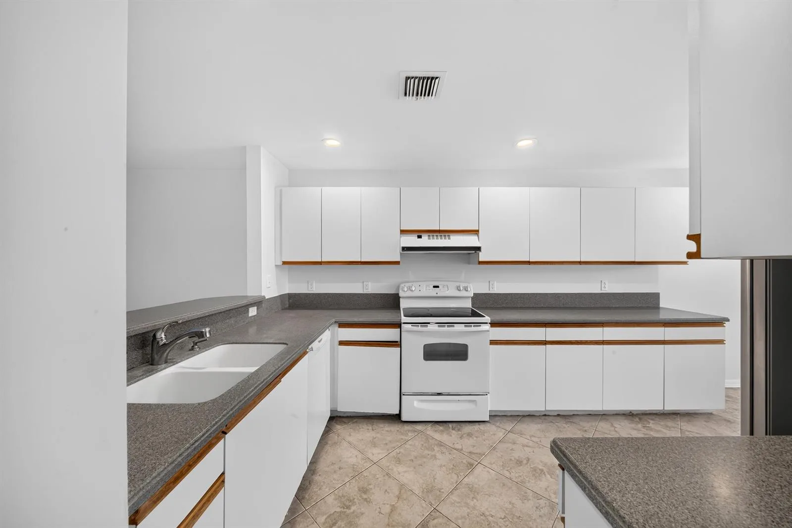 1998 NE 7TH Street # 103, Deerfield Beach, FL 33441 photo 13
