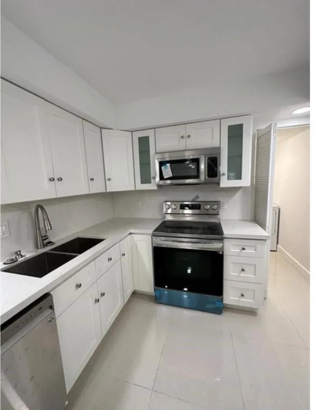 6200 NW 2nd Avenue # 118, Boca Raton, FL 33487