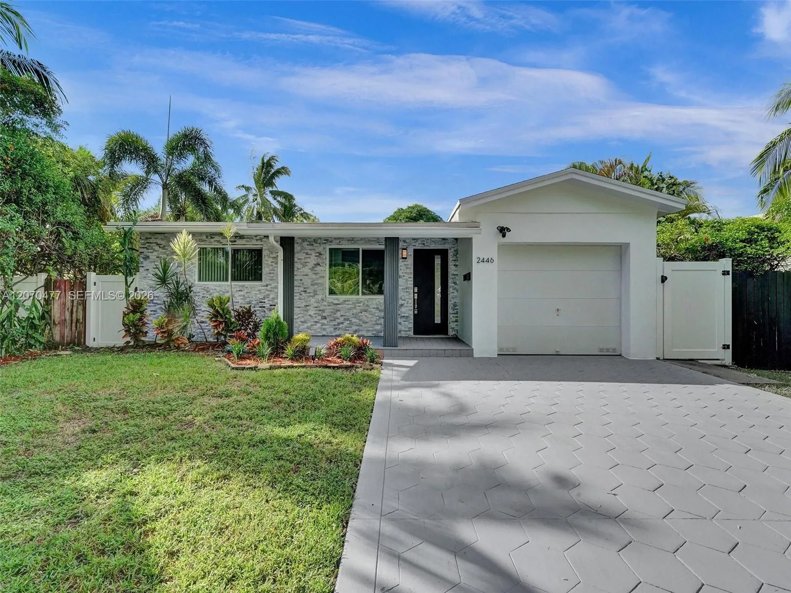 2446 Fillmore St, Hollywood, FL 33020 photo 7