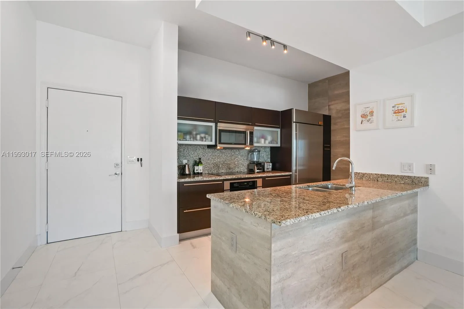 950 Brickell Bay Dr # 4101, Miami, FL 33131 photo 2
