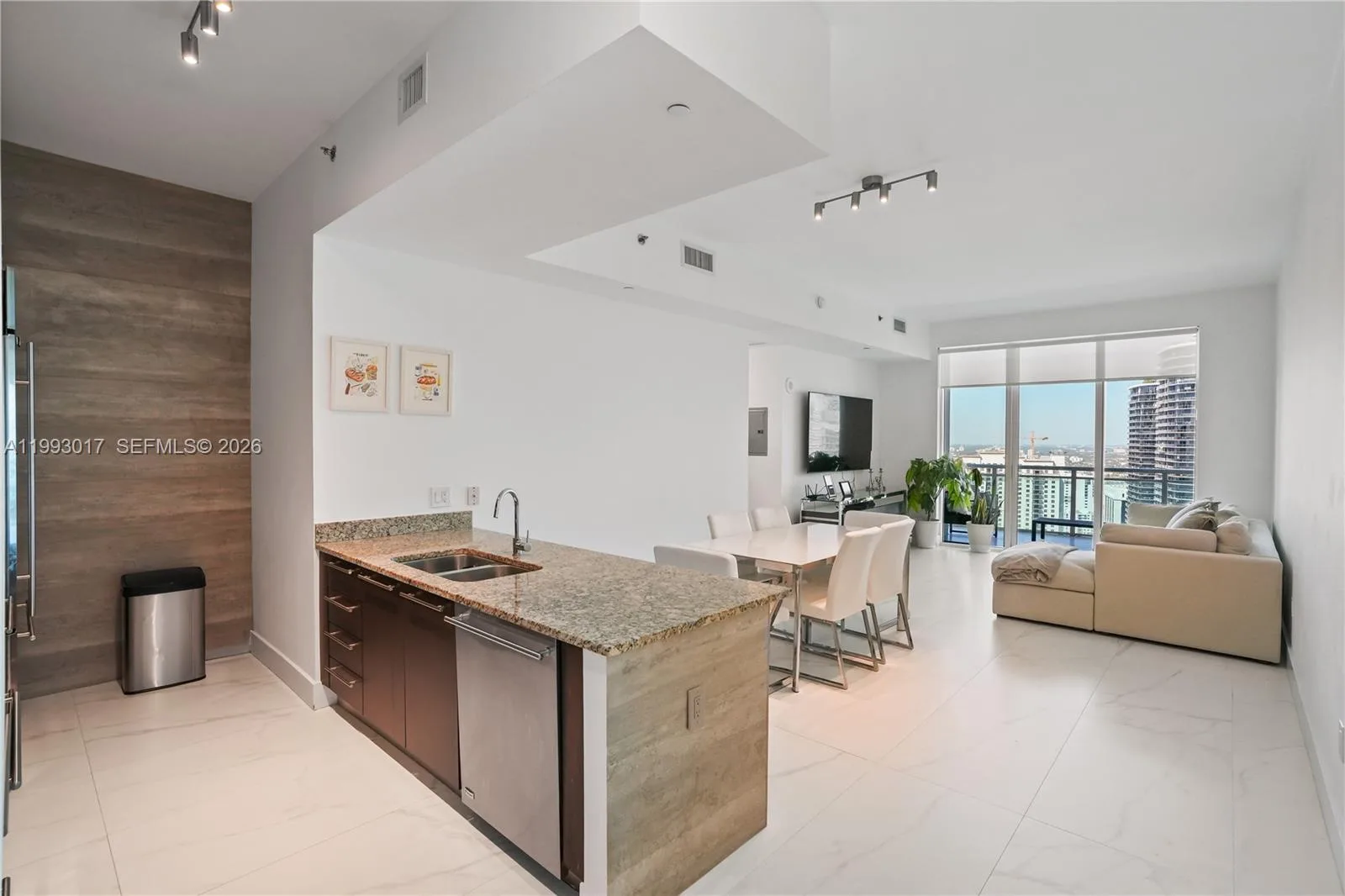 950 Brickell Bay Dr # 4101, Miami, FL 33131 photo 3