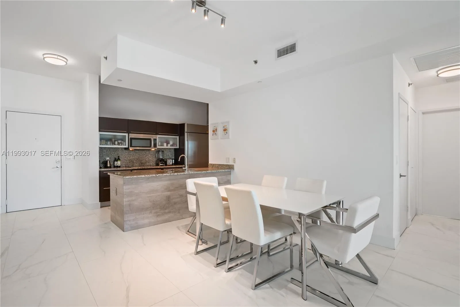 950 Brickell Bay Dr # 4101, Miami, FL 33131 photo 9