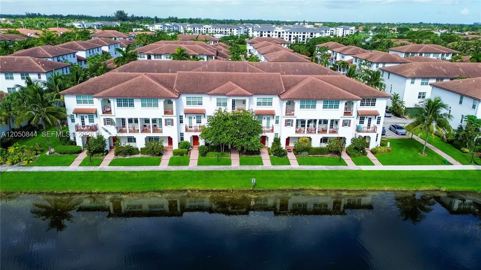 2828 SW 119th Way, Miramar, FL 33025 photo 3