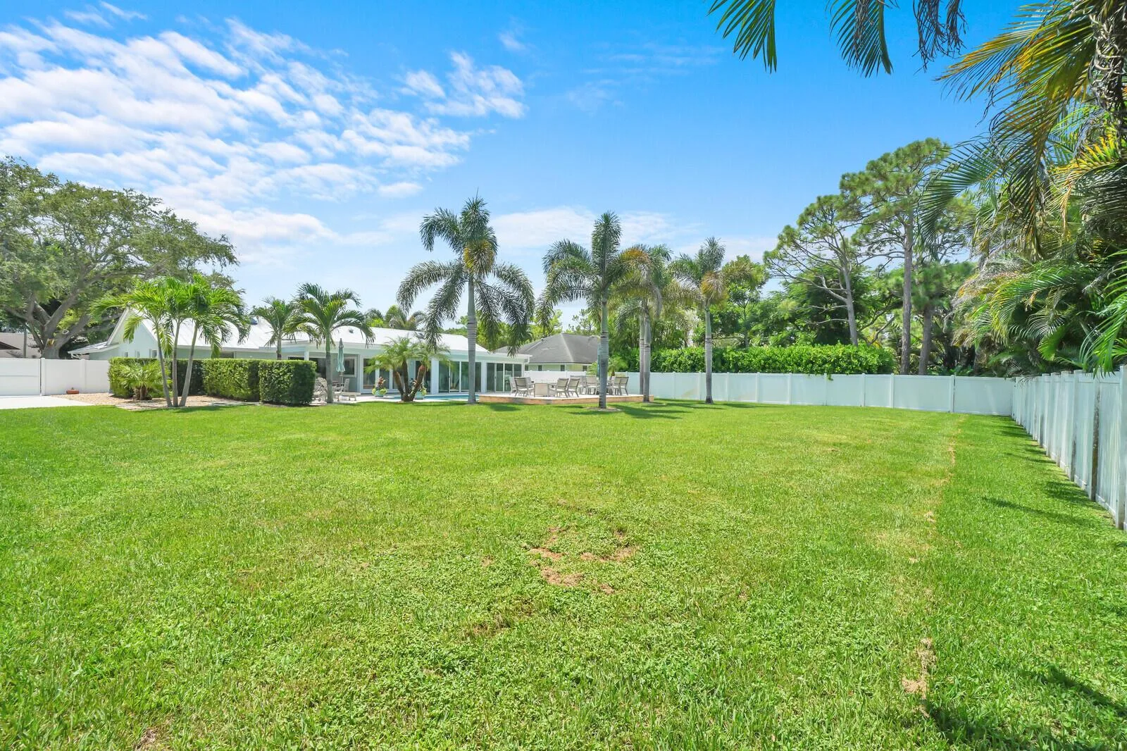 6176 EAGLES NEST Drive, Jupiter, FL 33458 photo 12