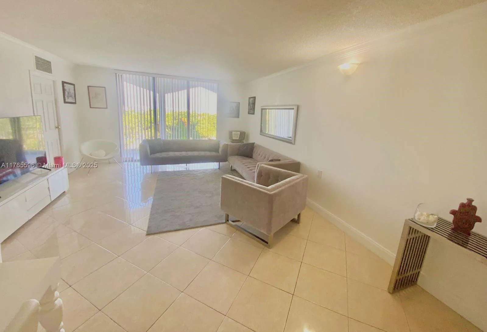 9801 Collins Ave # 8M, Bal Harbour, FL 33154