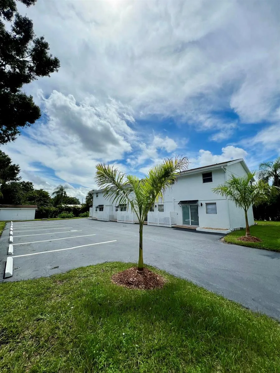 2819 SW Cornell Avenue, Palm City, FL 34990
