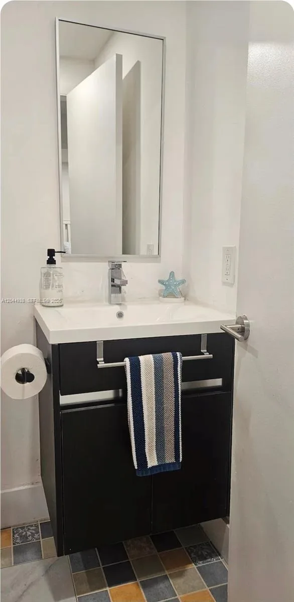 144 NW 7th Ave # 2, Dania Beach, FL 33004 photo 4