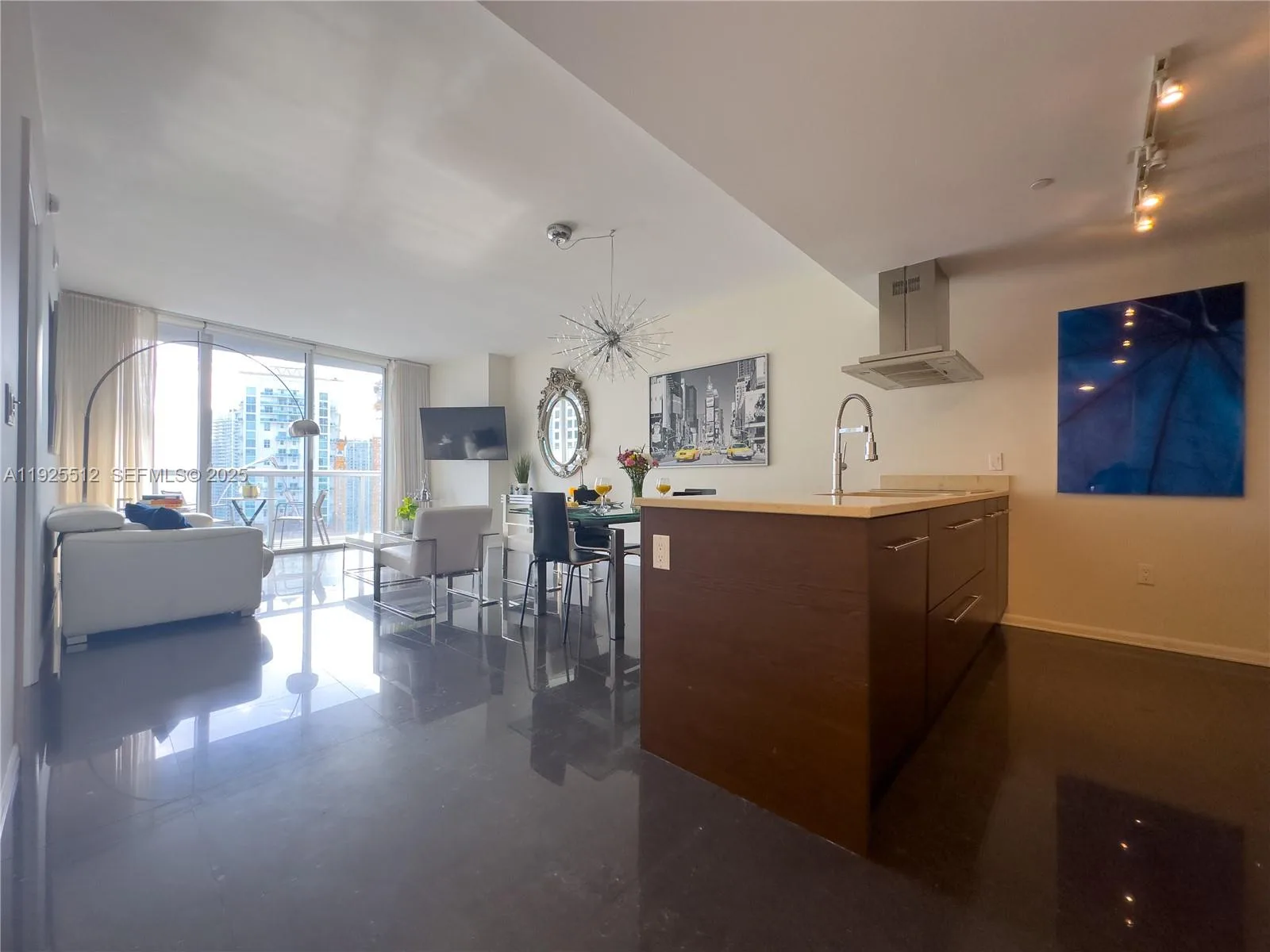 485 Brickell Ave # 3307, Miami, FL 33131 photo 4