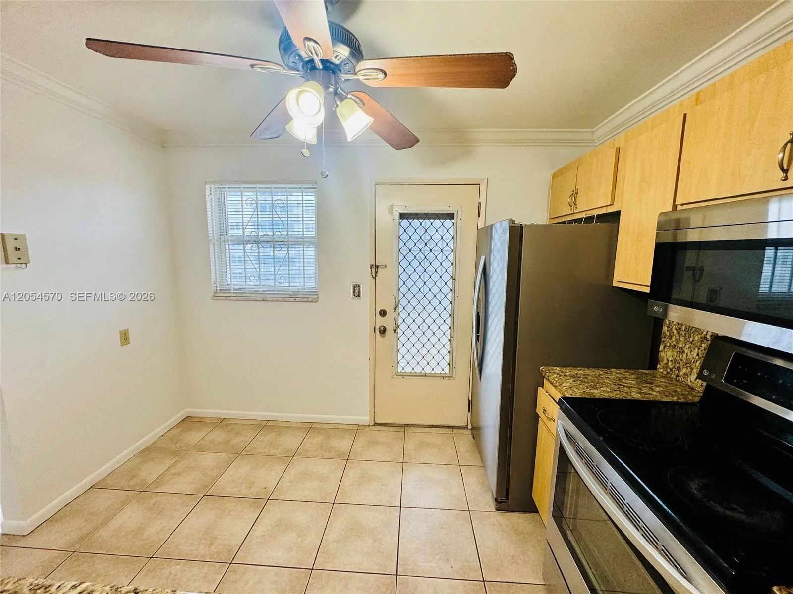 420 NE 12th Ave # 502, Hallandale Beach, FL 33009 photo 5