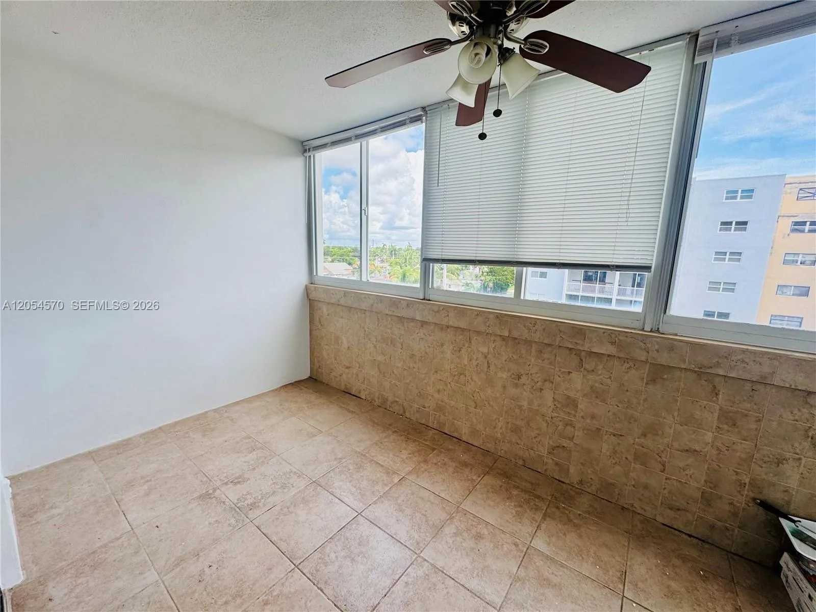 420 NE 12th Ave # 502, Hallandale Beach, FL 33009 photo 8