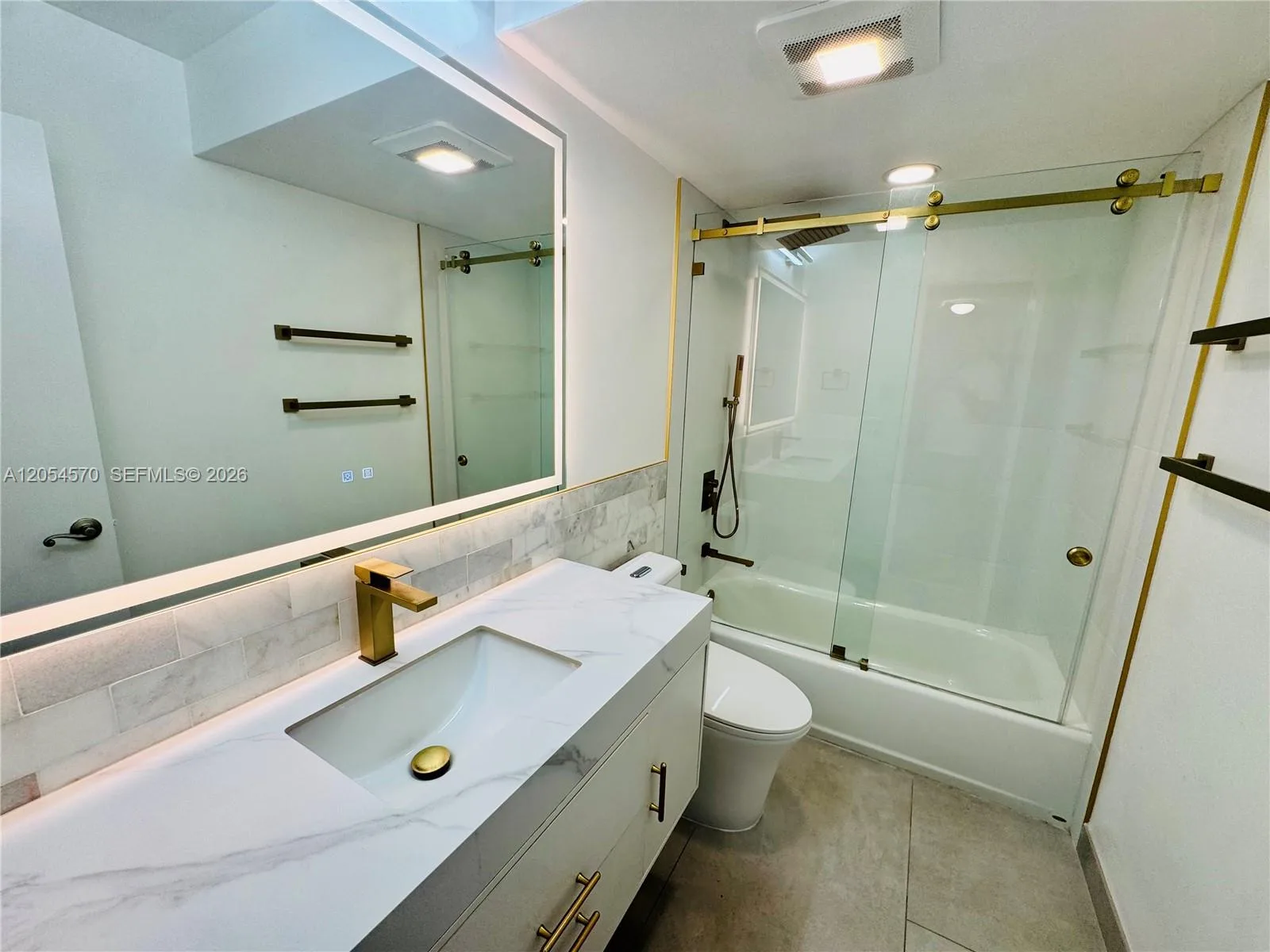 420 NE 12th Ave # 502, Hallandale Beach, FL 33009 photo 9