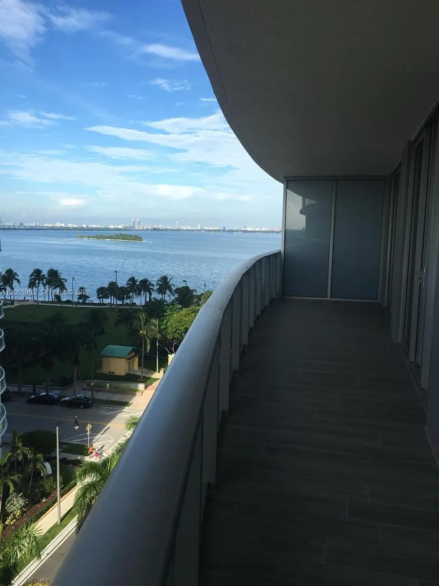 488 NE 18 st # 809, Miami, FL 33132