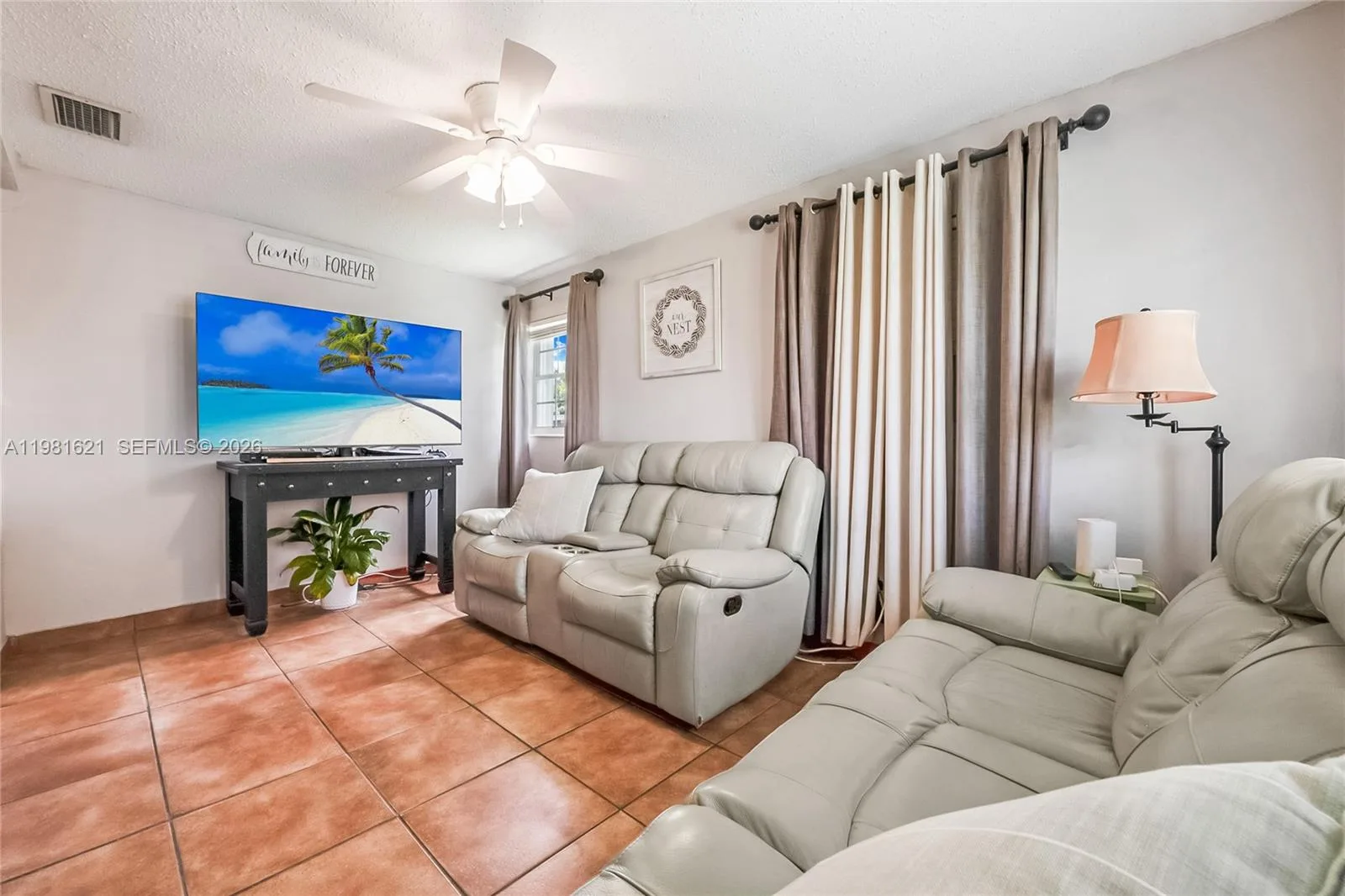 6350 NW 39th Ter, Virginia Gardens, FL 33166 photo 11
