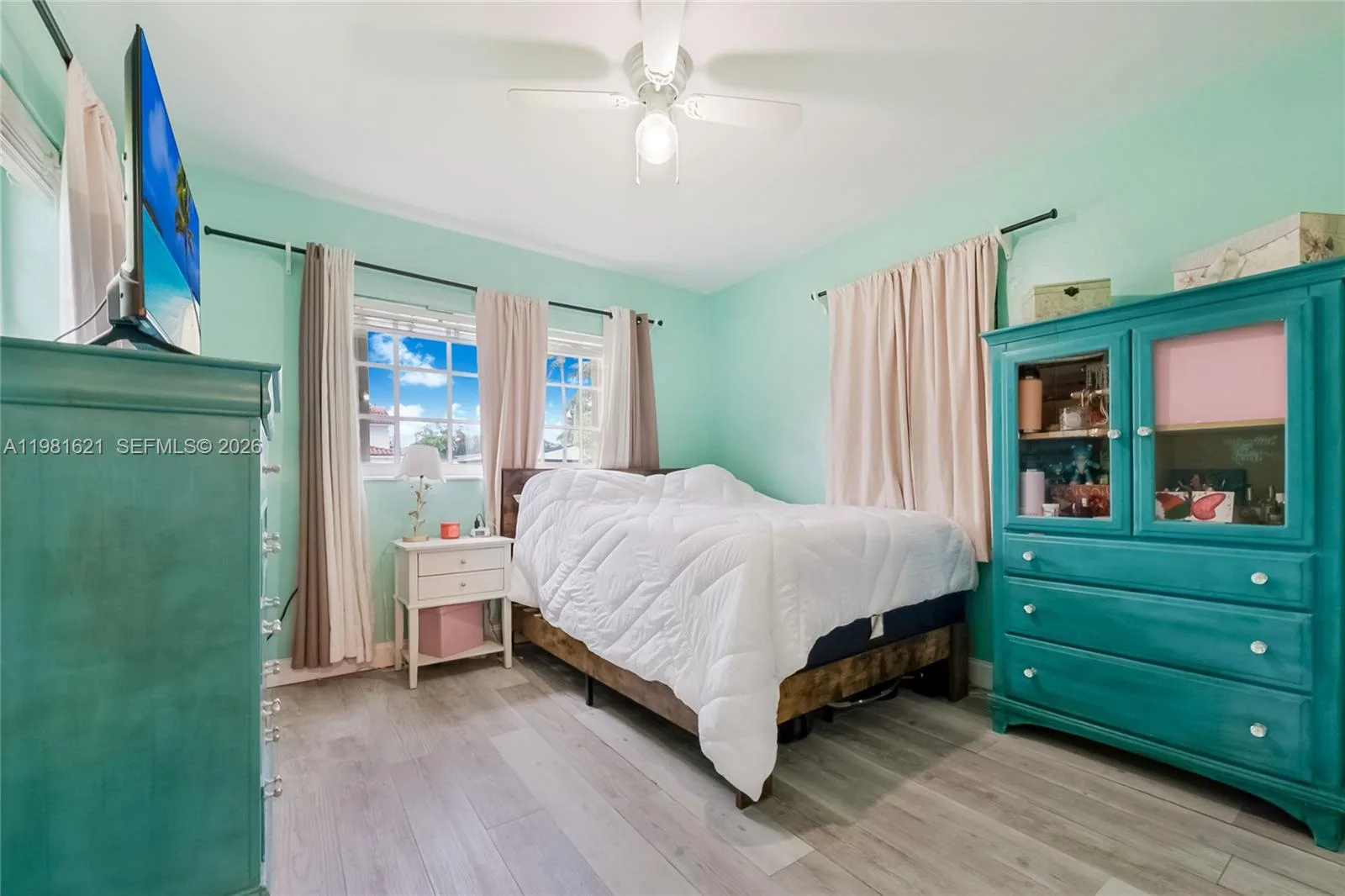 6350 NW 39th Ter, Virginia Gardens, FL 33166 photo 13