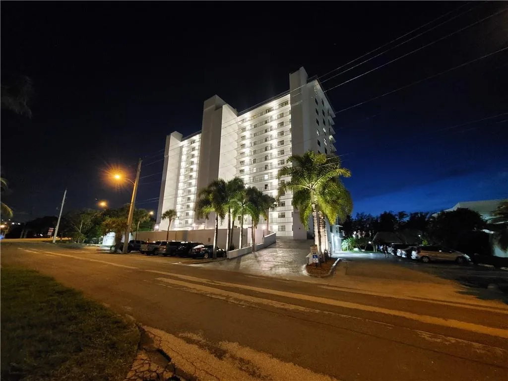 1401 N Riverside Drive # 807, Pompano Beach, FL 33062 photo 2