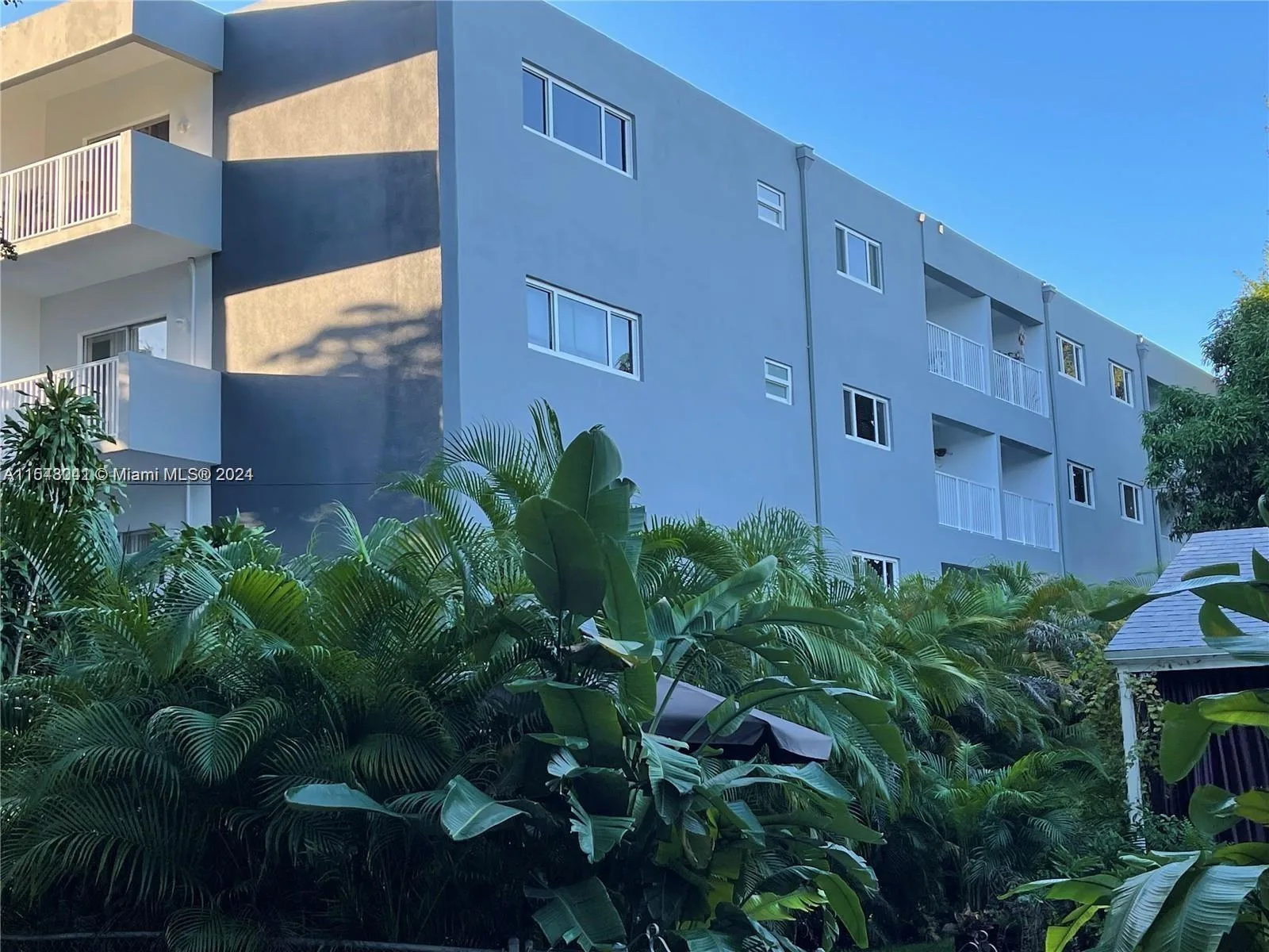 645 NE 121st St # 307, North Miami, FL 33161 photo 2