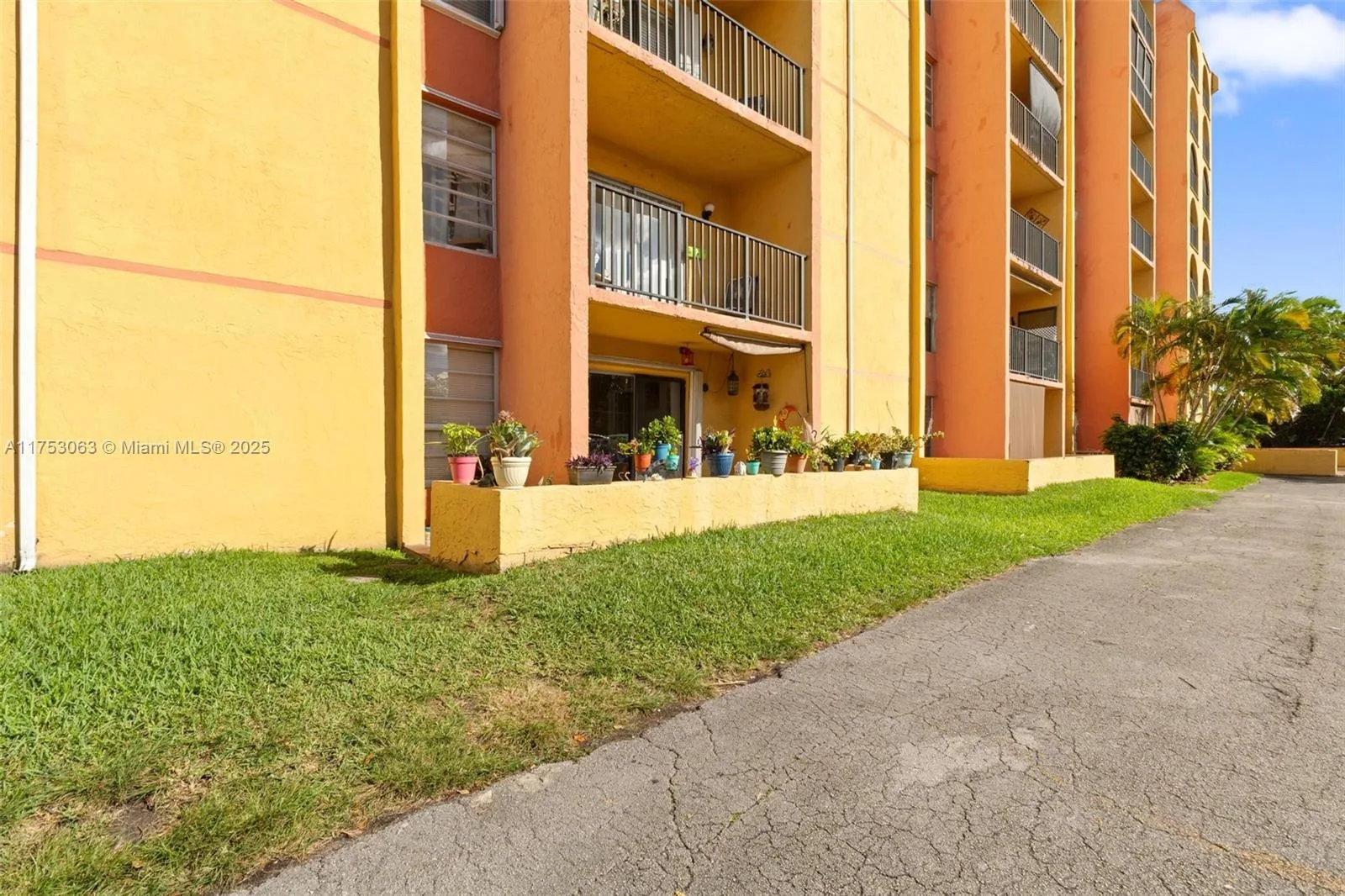 4801 NW 7th St # 109-16, Miami, FL 33126 photo 2