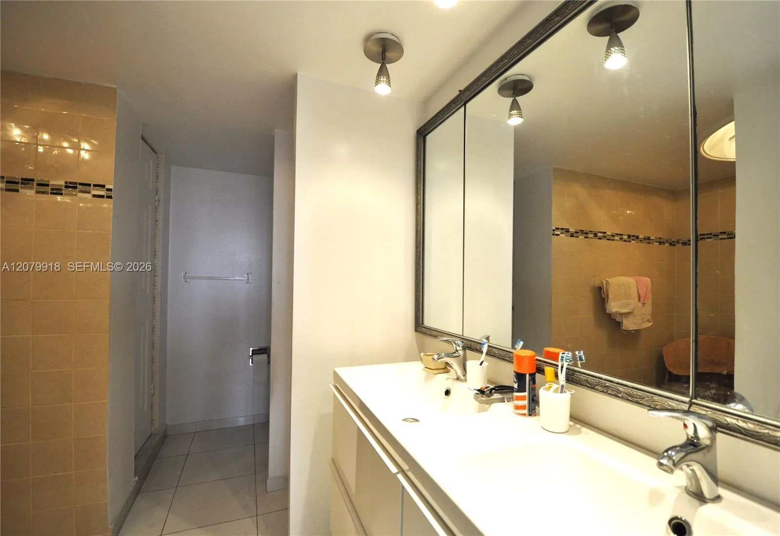 1865 S Ocean Dr # 9I, Hallandale Beach, FL 33009 photo 9