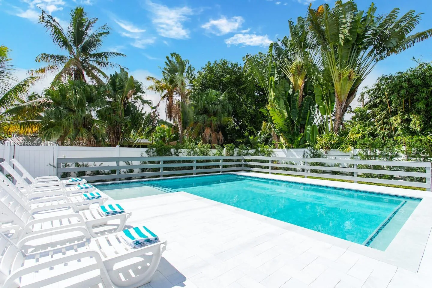 1022 Adams St, Hollywood, FL 33019 photo 3