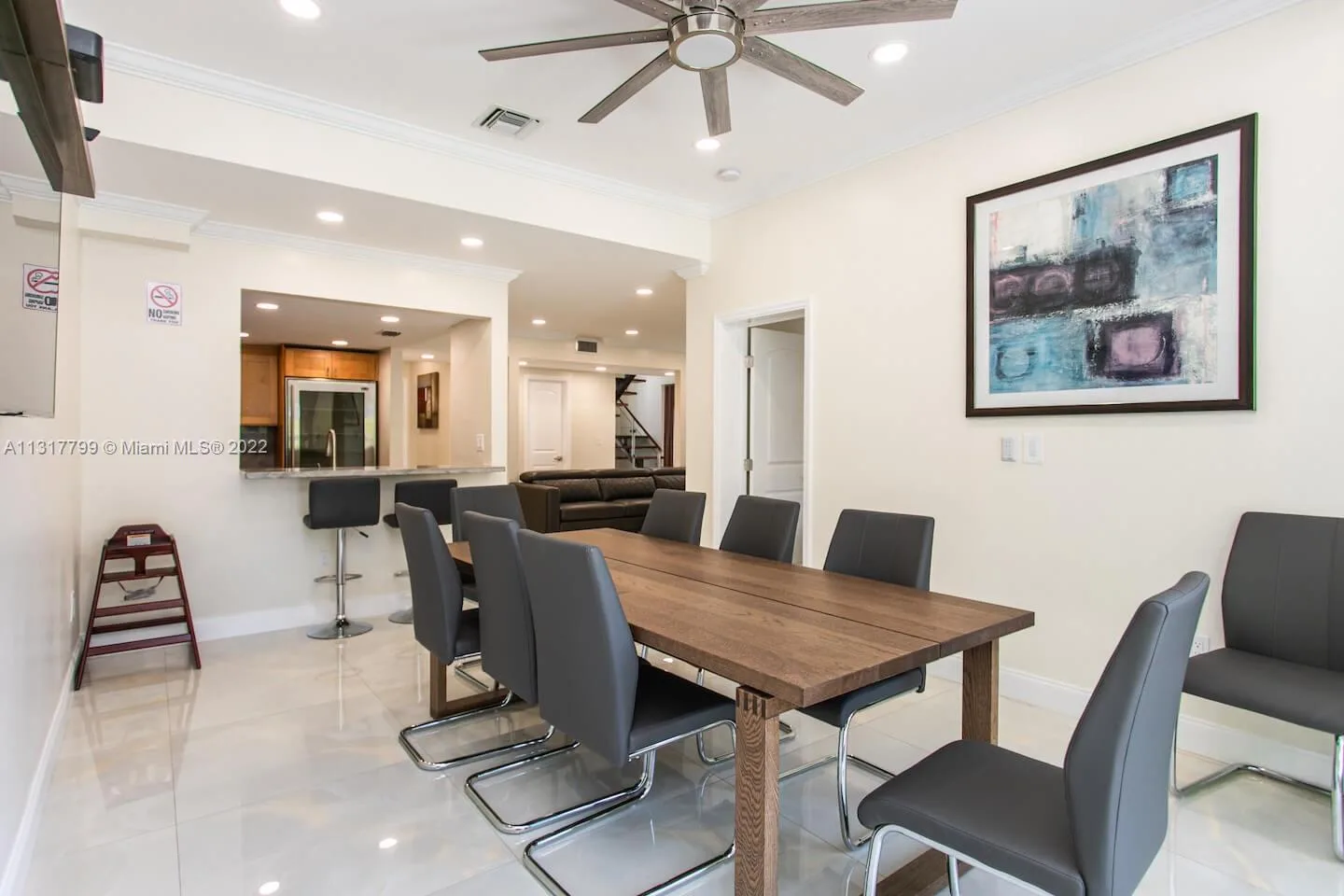 1022 Adams St, Hollywood, FL 33019 photo 4