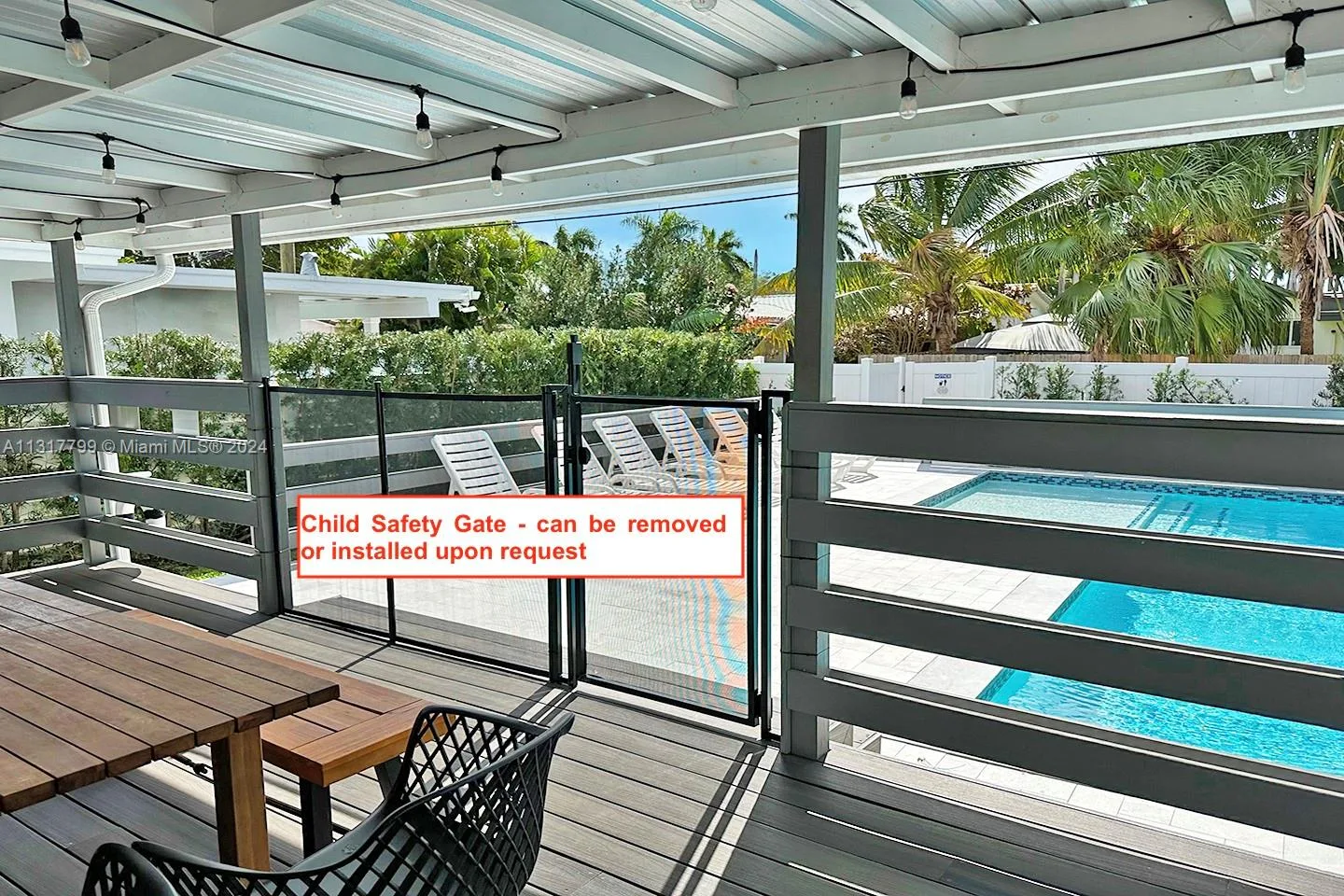 1022 Adams St, Hollywood, FL 33019 photo 5