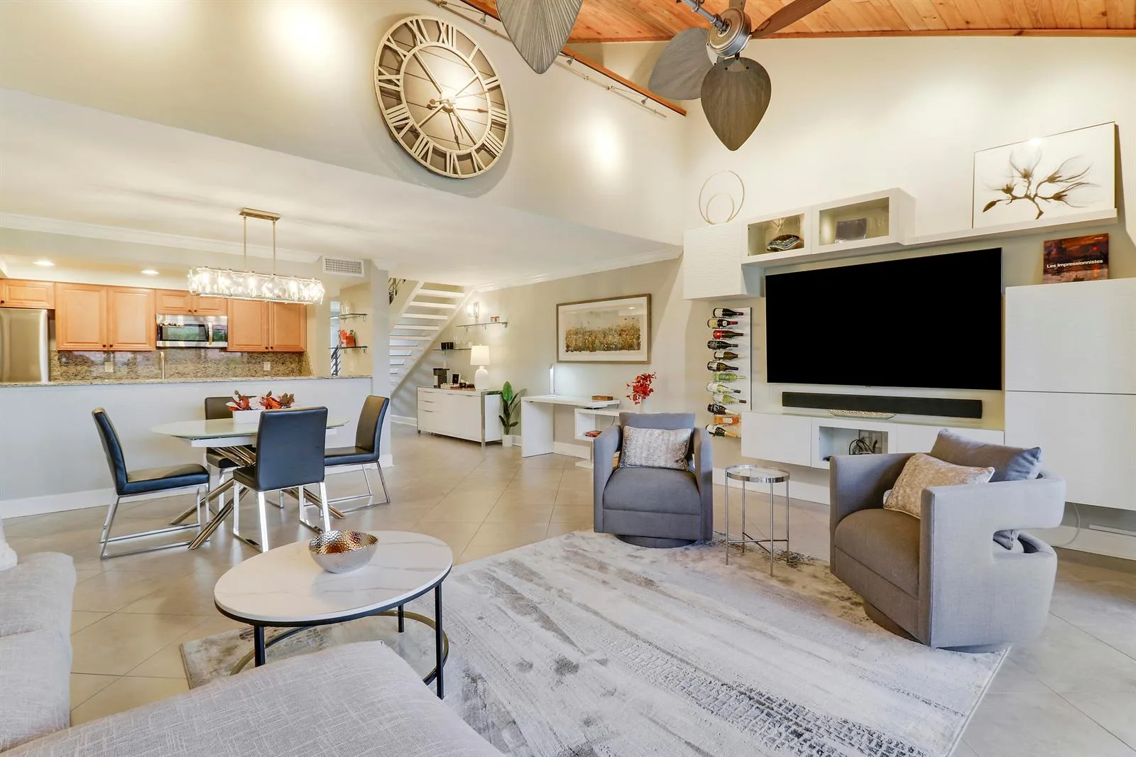 204 Old Meadow Way, Palm Beach Gardens, FL 33418