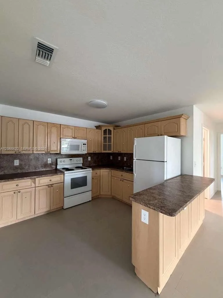 10501 SW 172nd St # 10501, Miami, FL 33157 photo 3