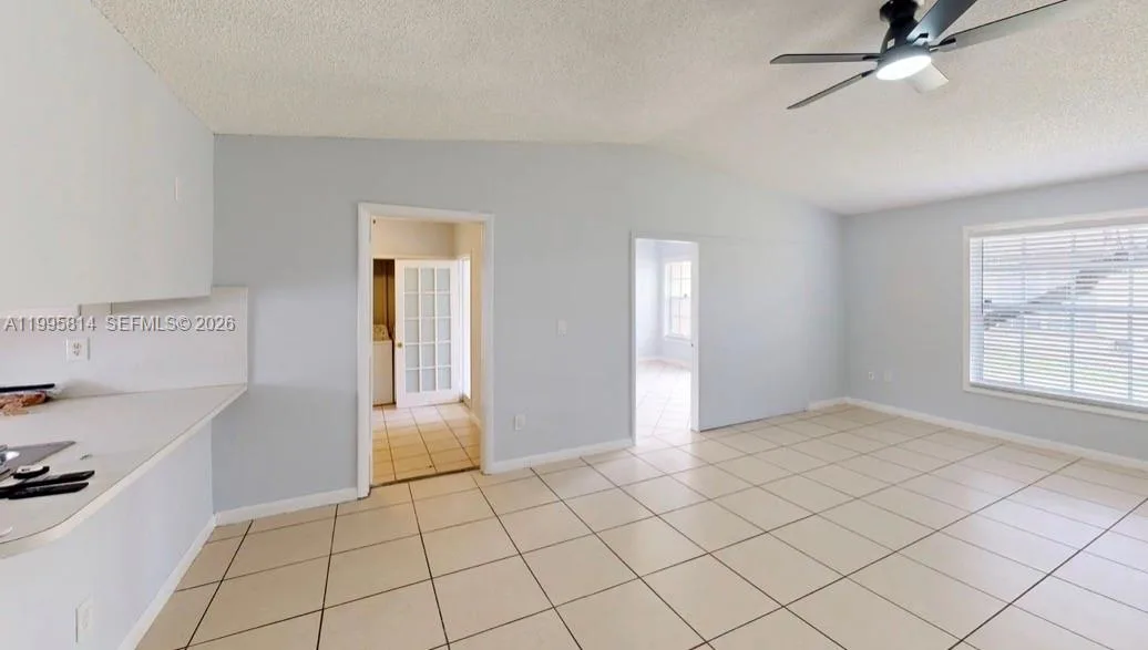 9481 W Fern Ln, Miramar, FL 33025 photo 4
