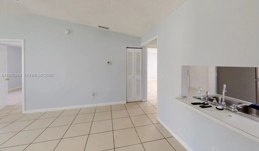 9481 W Fern Ln, Miramar, FL 33025 photo 5