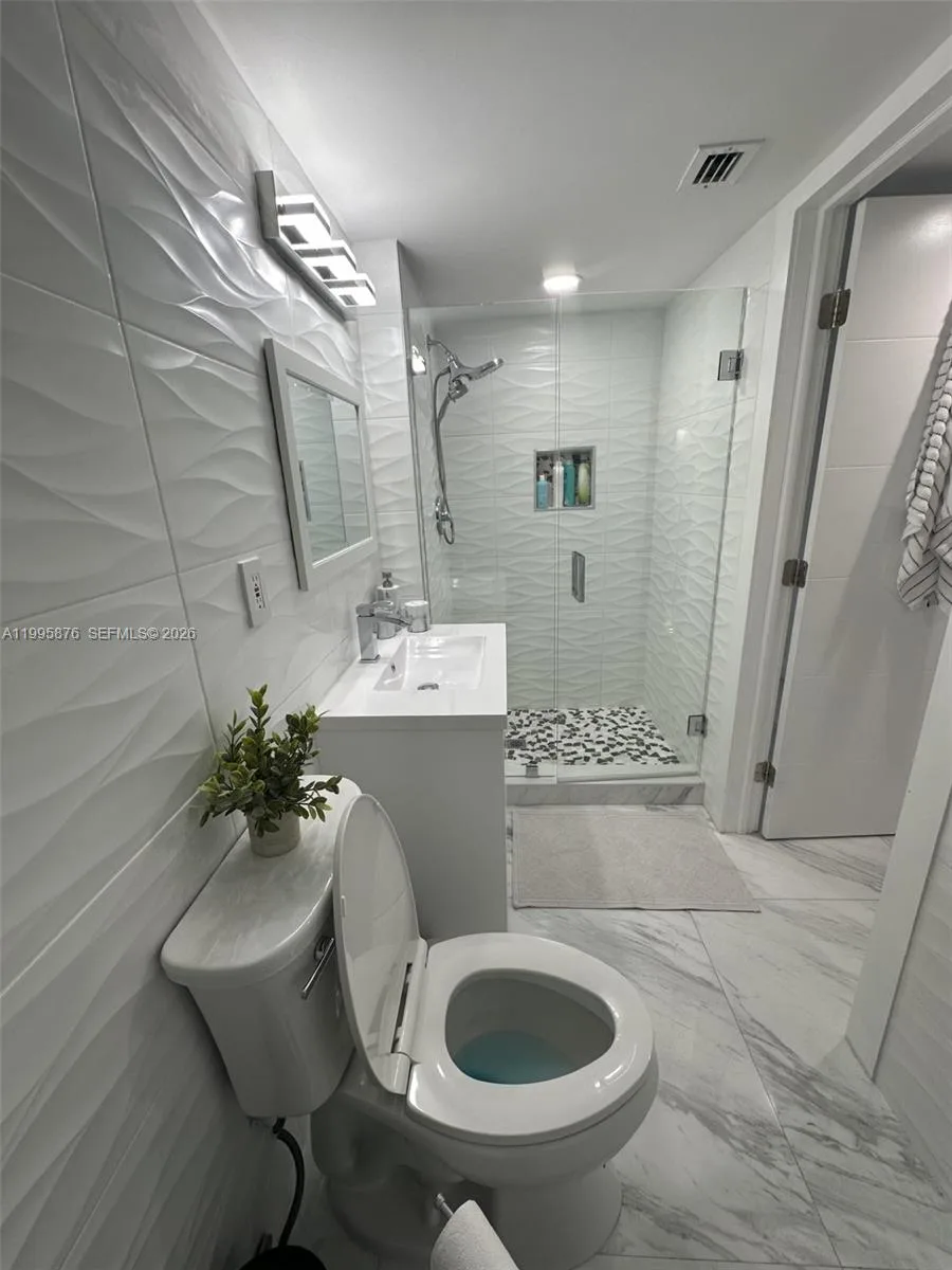 19195 NE 36th Ct # 201, Aventura, FL 33180 photo 13