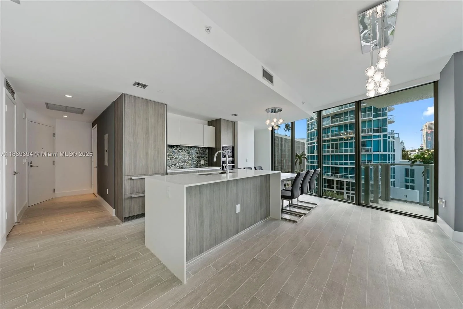 2900 NE 7th Ave # 301, Miami, FL 33137 photo 2