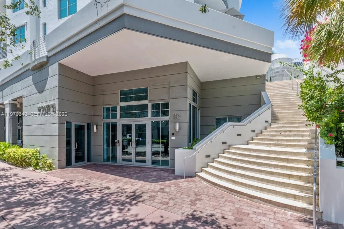 110 Washington Ave # 1411, Miami Beach, FL 33139 photo 2